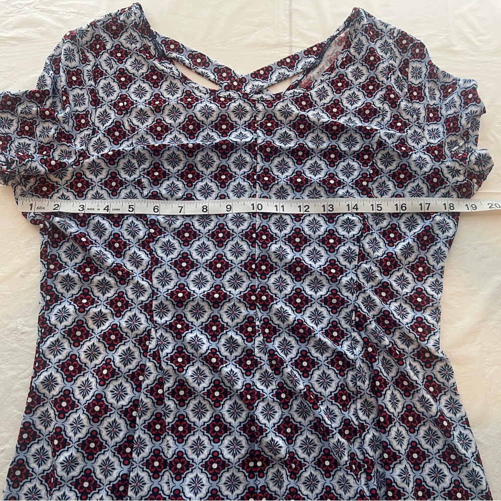 Roz & Ali Diamond Pattern Blouse - Black, red  and White - Picture 3 of 7
